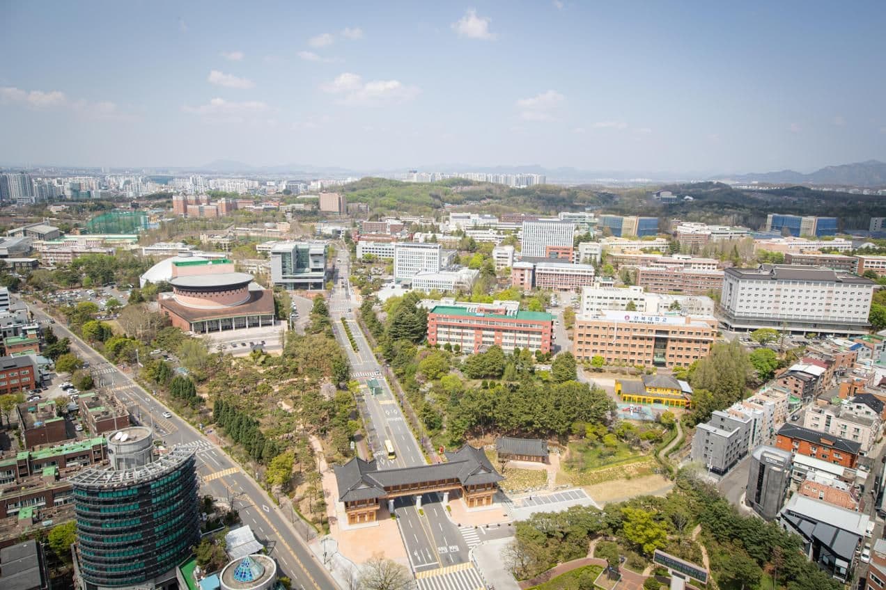 Generative AI service spreading rapidly across Jeonbuk National University campus