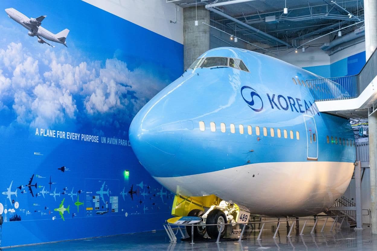 Retired 'Queen of the Skies' finds new life as classroom in LA