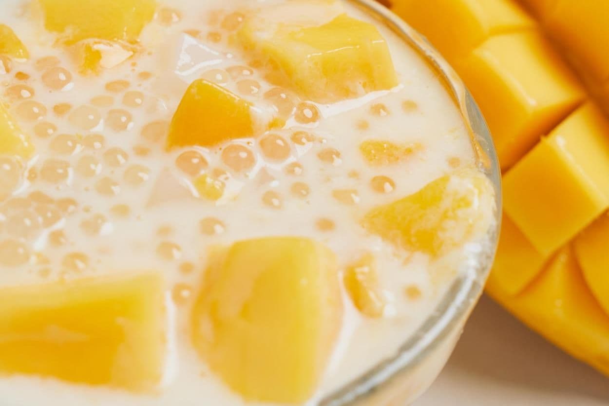 How to enjoy mango without spiking blood sugar