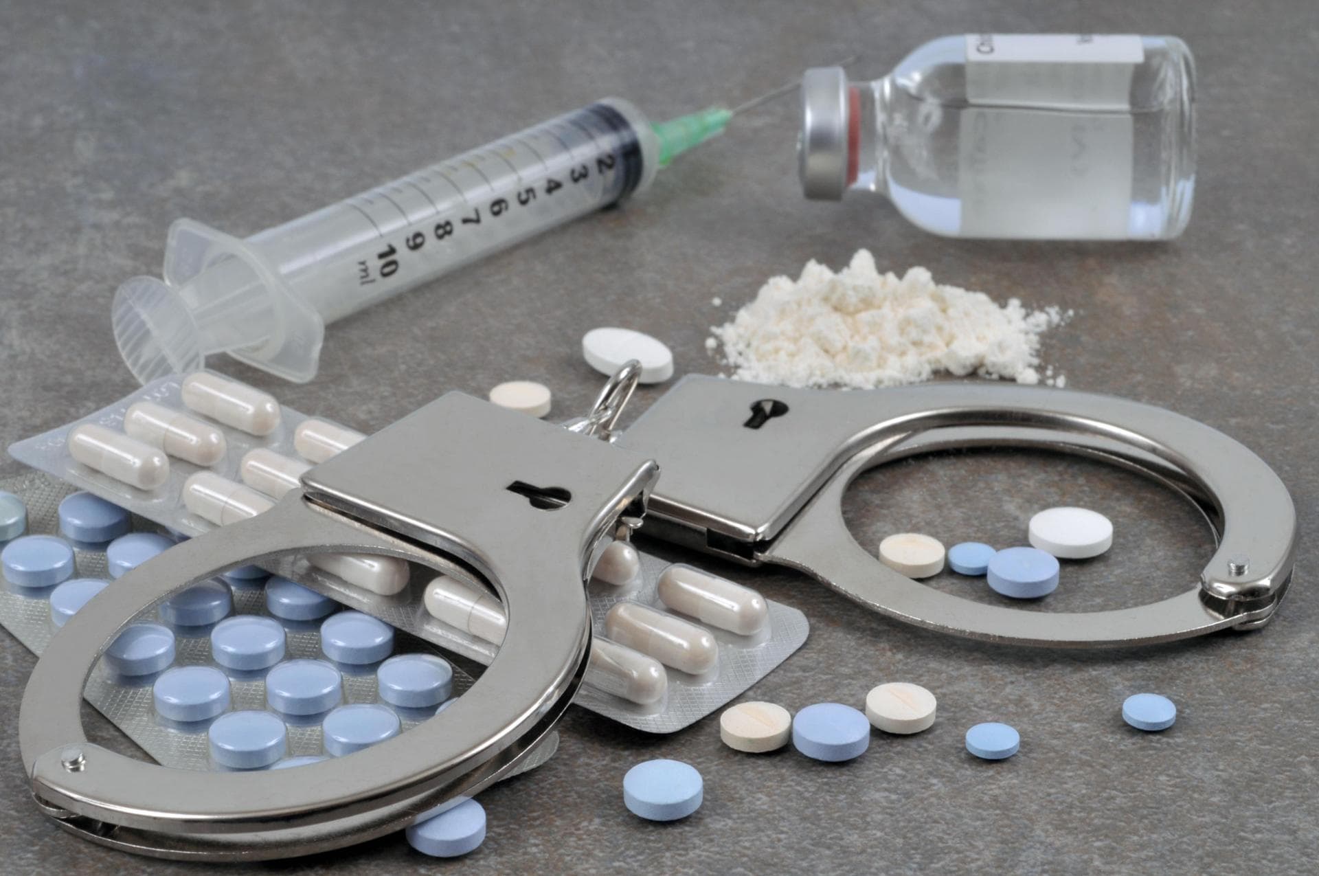 Task force launched to crack down on illegally operated clinics