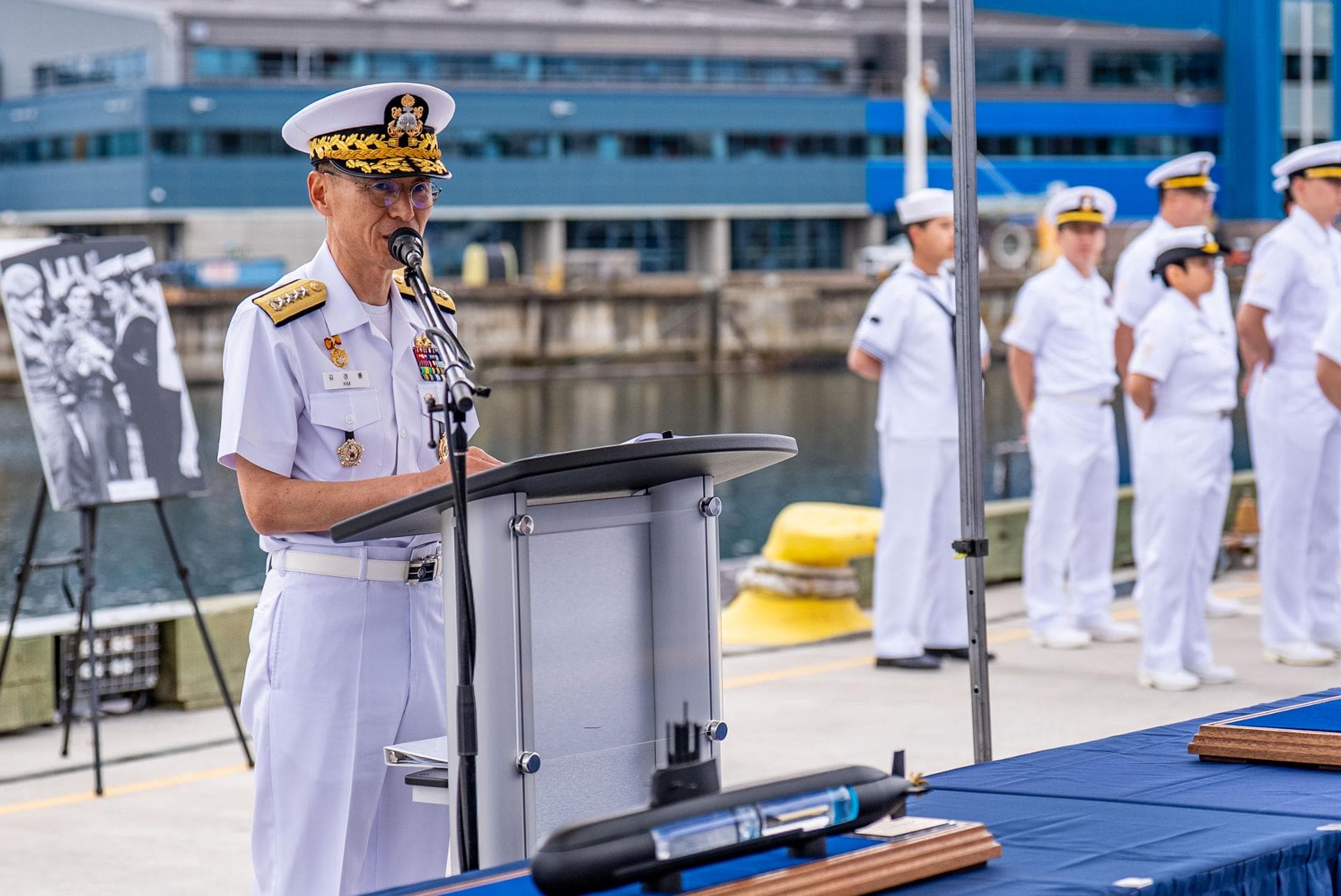 Navy chief stresses expanding use of AI tech to lead future warfare