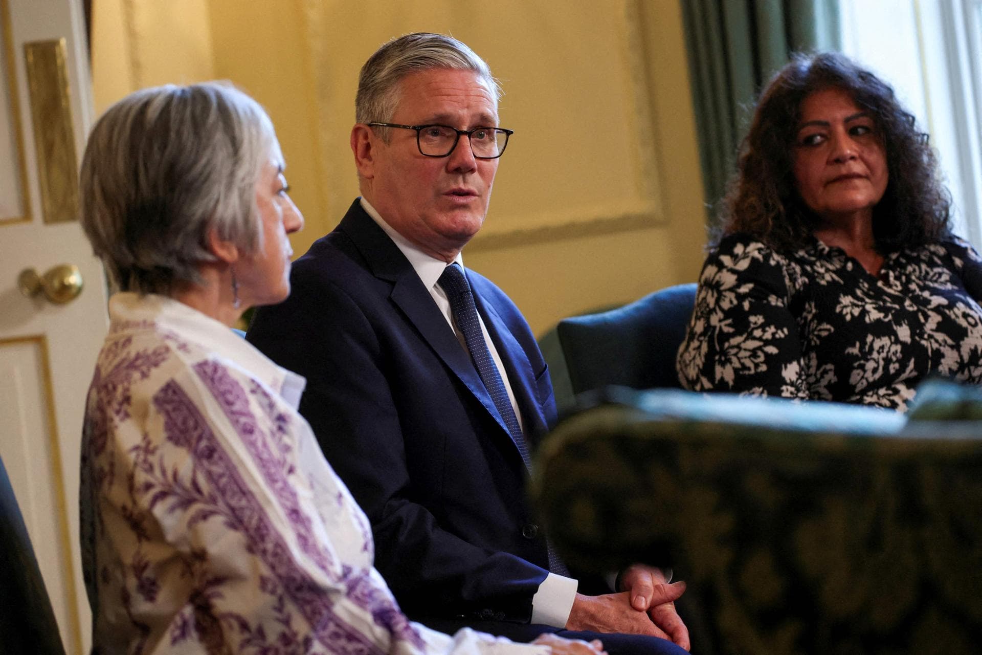 UK formally apologizes for state's role in forcing unwed mothers to give up babies for adoption