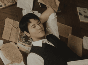 TV star Lee Kyoo-hyung makes his case for K-musicals